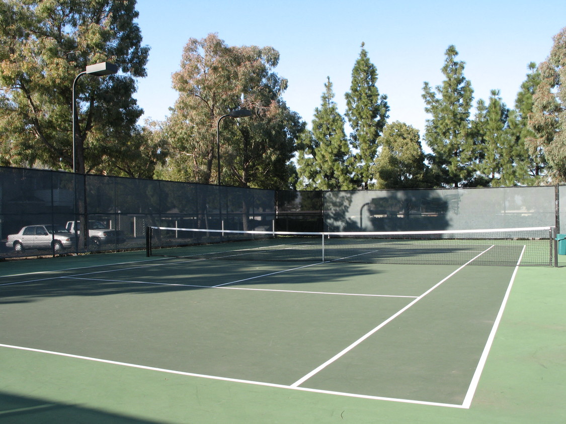 2BR/2BA Apartment on Willowleaf Drive · San Jose photo 5